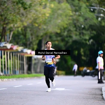 Runner Photo 8413294