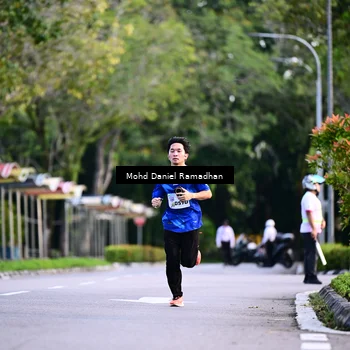 Runner Photo 8413334