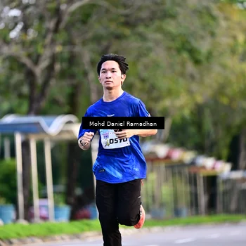 Runner Photo 8413339