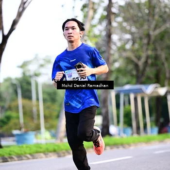 Runner Photo 8413346