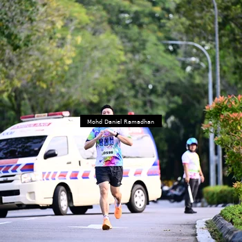Runner Photo 8413351