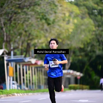 Runner Photo 8413355