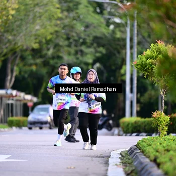 Runner Photo 8413385