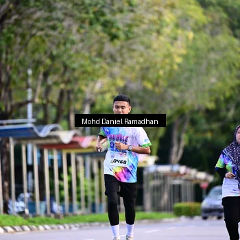 Runner Photo 8413387