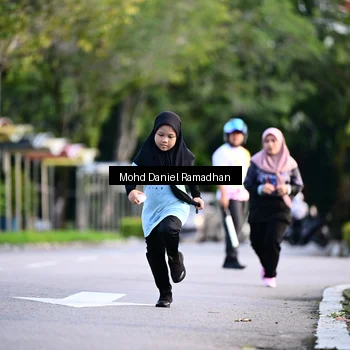 Runner Photo 8413395