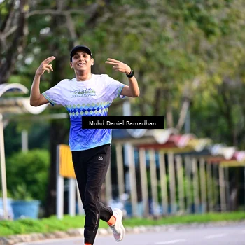 Runner Photo 8413426