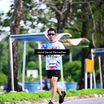 Runner Photo 8413440