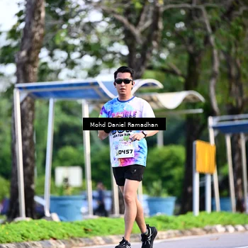 Runner Photo 8413445