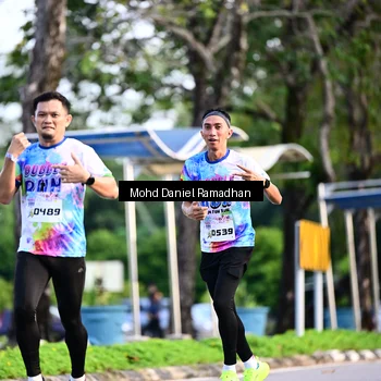 Runner Photo 8413472