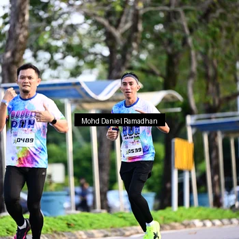 Runner Photo 8413475