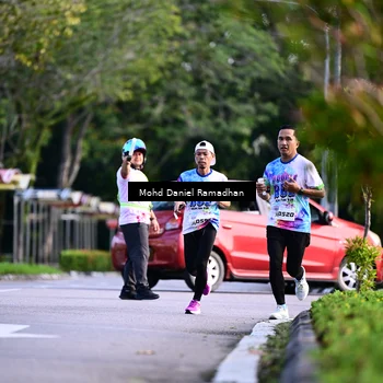 Runner Photo 8413497