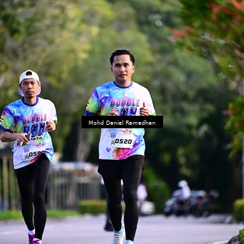Runner Photo 8413500