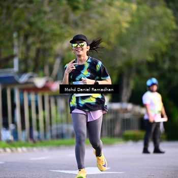 Runner Photo 8413549