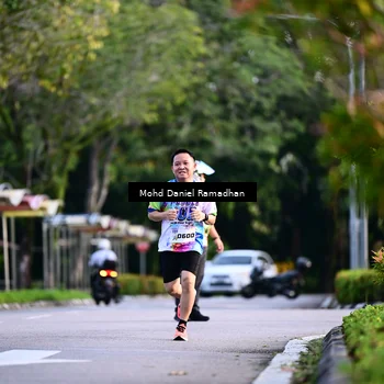 Runner Photo 8413555