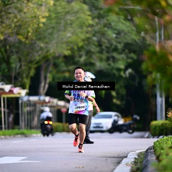 Runner Photo 8413556