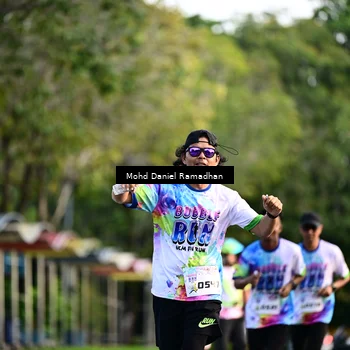 Runner Photo 8413573