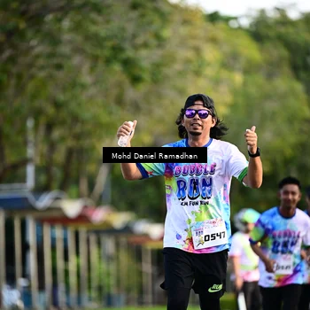 Runner Photo 8413576
