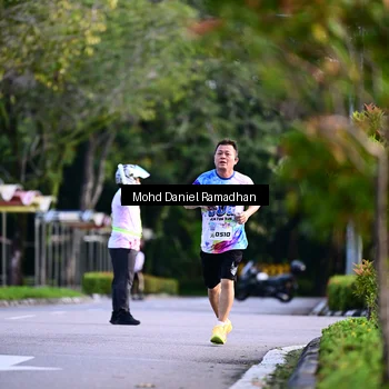 Runner Photo 8413599