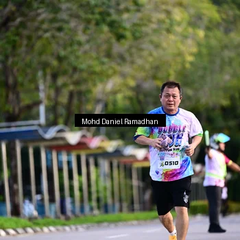Runner Photo 8413601