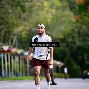 Runner Photo 8413662