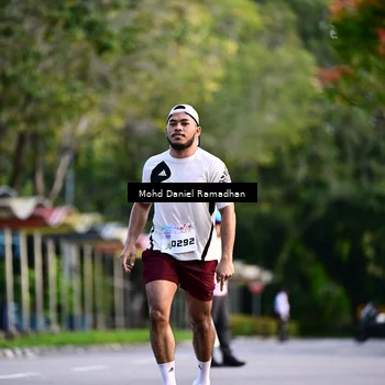 Runner Photo 8413666