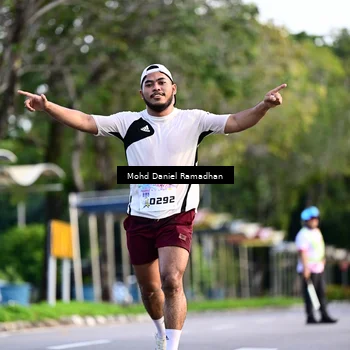 Runner Photo 8413674