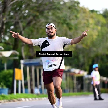 Runner Photo 8413679