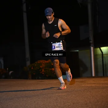 Runner Photo 8413683