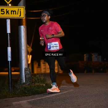Runner Photo 8413684