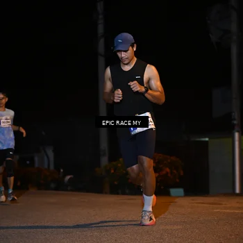 Runner Photo 8413691
