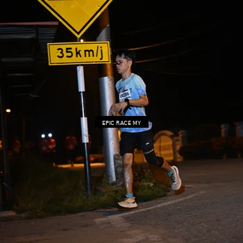 Runner Photo 8413701