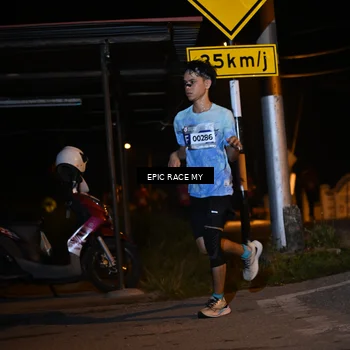 Runner Photo 8413709