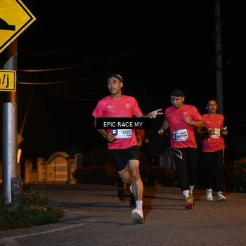 Runner Photo 8413715