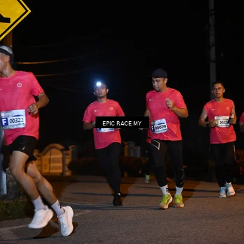 Runner Photo 8413728
