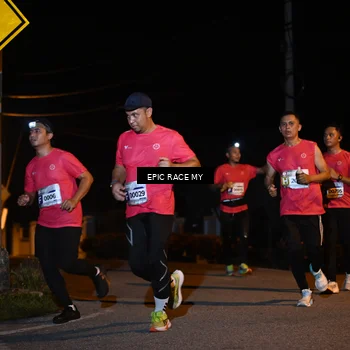 Runner Photo 8413736