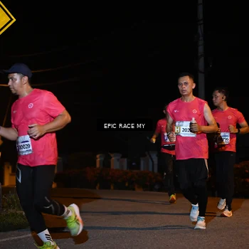 Runner Photo 8413740