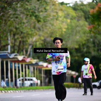 Runner Photo 8413744