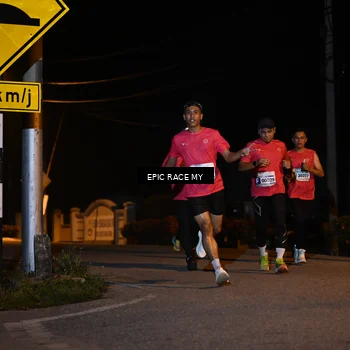 Runner Photo 8413747
