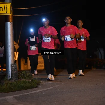 Runner Photo 8413784
