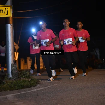 Runner Photo 8413787