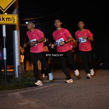 Runner Photo 8413789