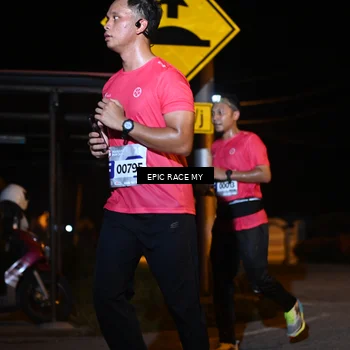 Runner Photo 8413796