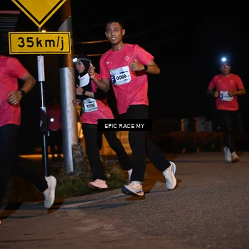 Runner Photo 8413802