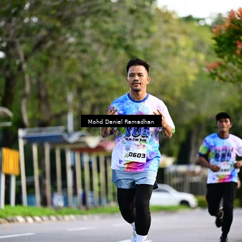 Runner Photo 8413806