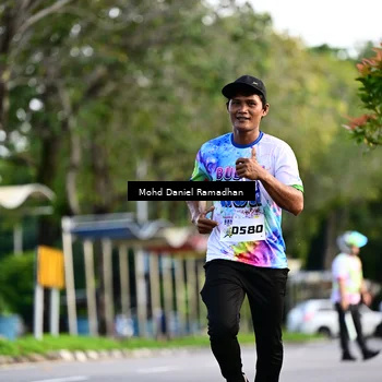 Runner Photo 8413842