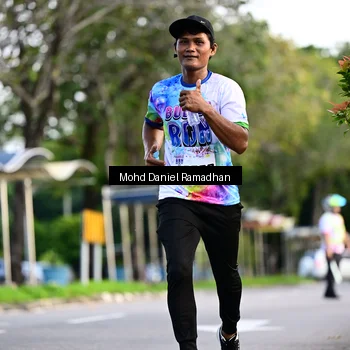Runner Photo 8413850