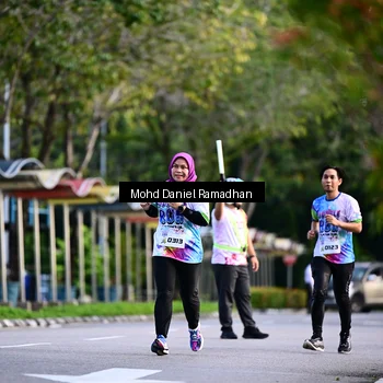 Runner Photo 8413864