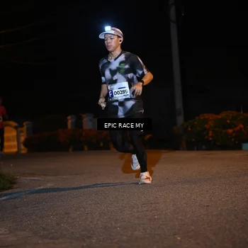 Runner Photo 8413873