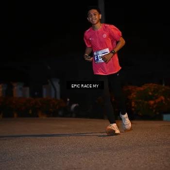 Runner Photo 8413878