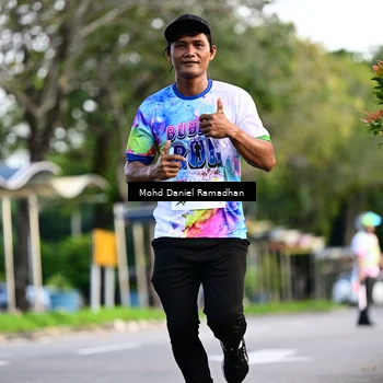 Runner Photo 8413894